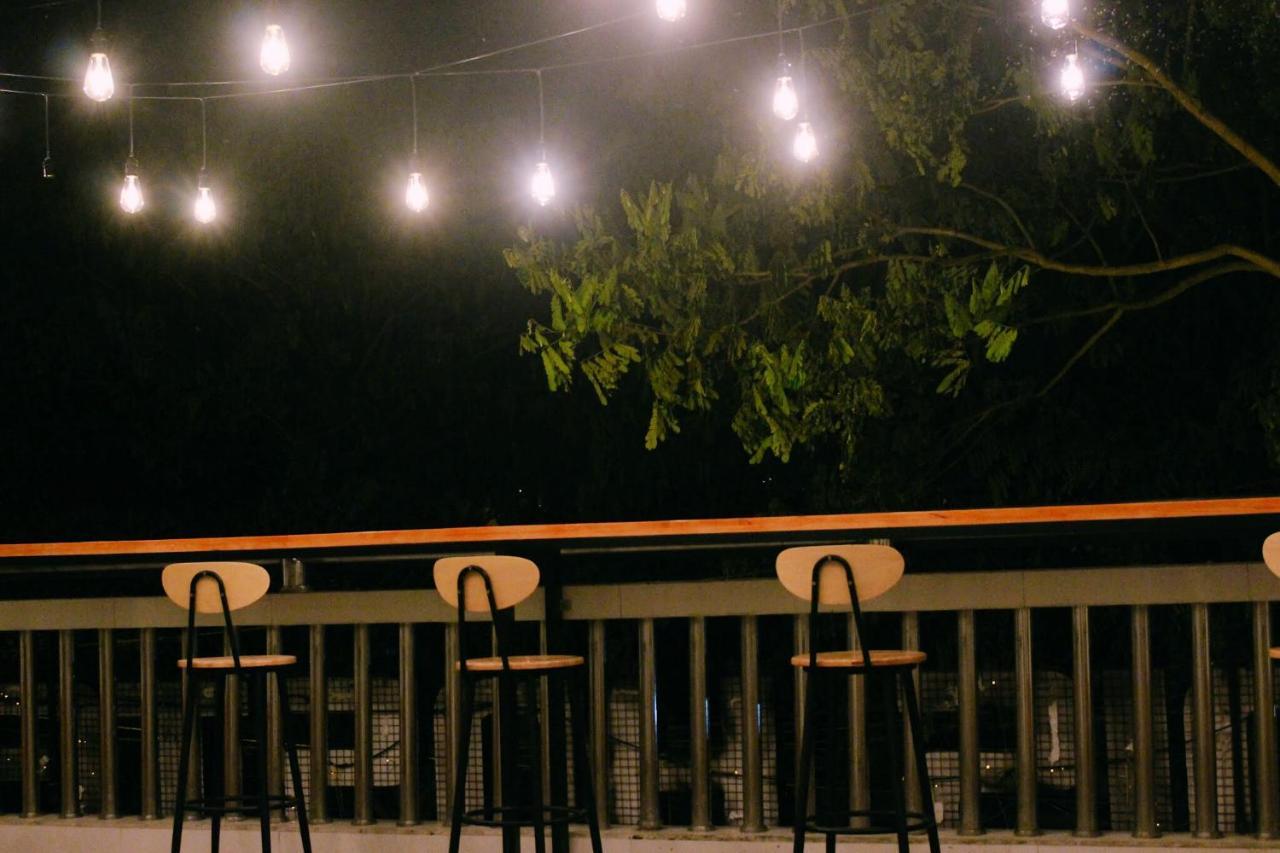 Max Hostel Кантхо Экстерьер фото
